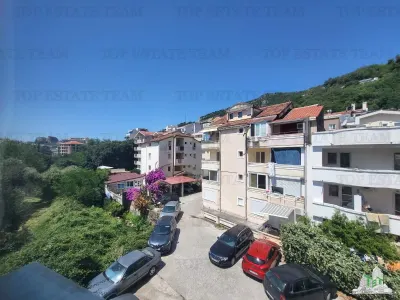 Apartment for Sale in Budva, Montenegro - foto 6