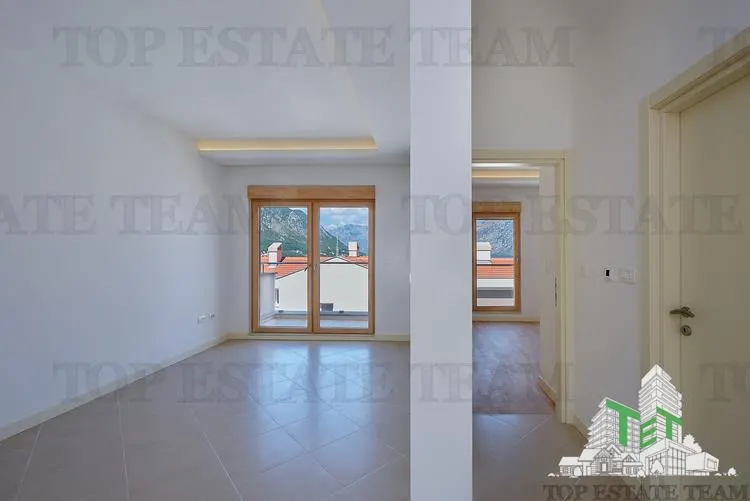 Apartment for Sale in Kotor, Montenegro - foto 6