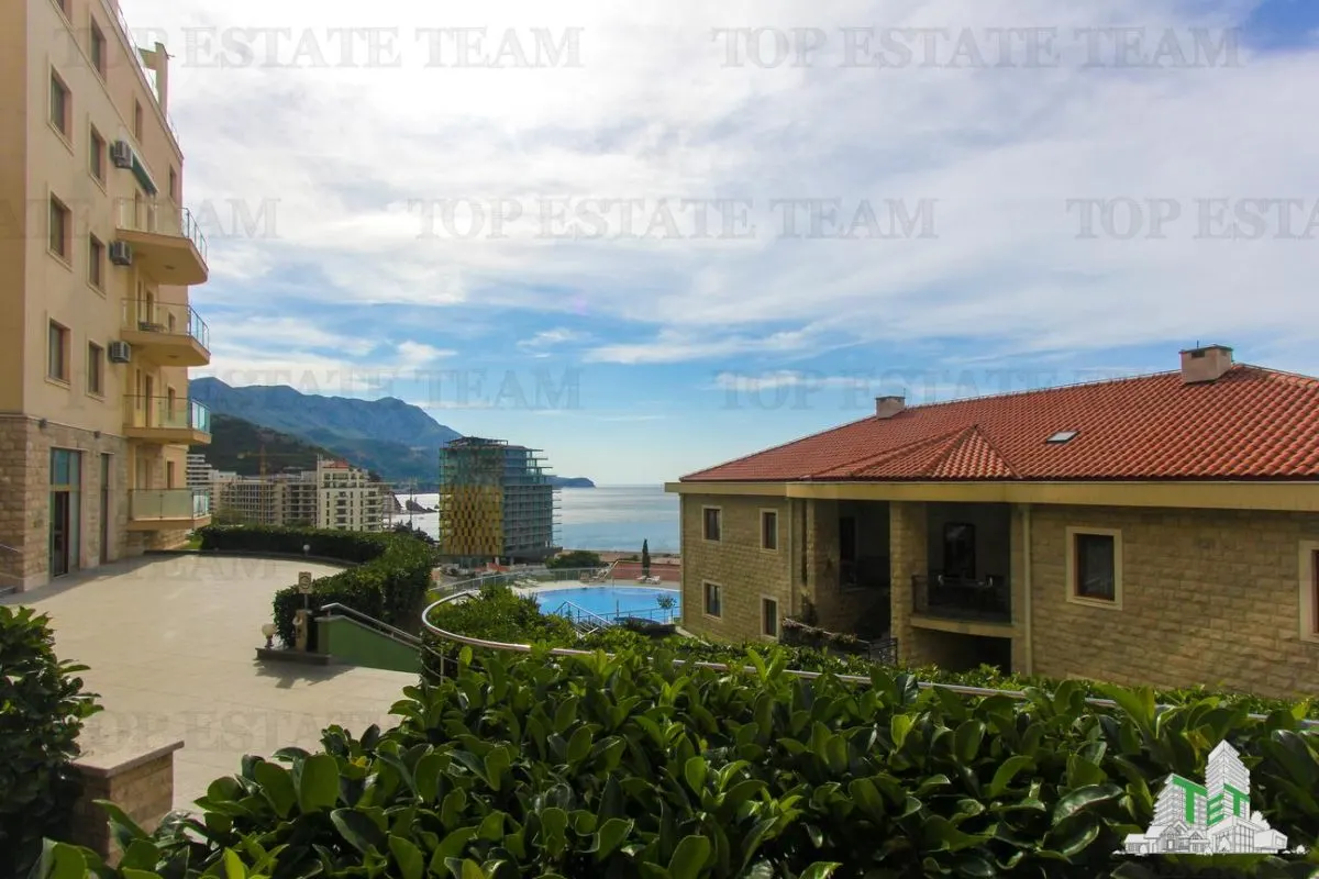 Apartment for Sale in Budva, Montenegro - foto 13