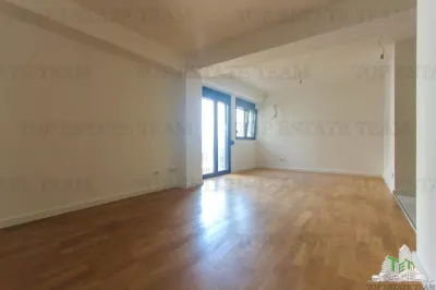 Appartement à vendre à Tivat, Monténégro - foto 5