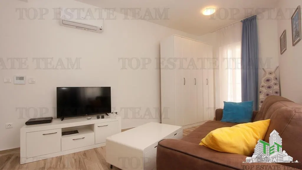 Apartment for Sale in Budva, Montenegro - foto 4