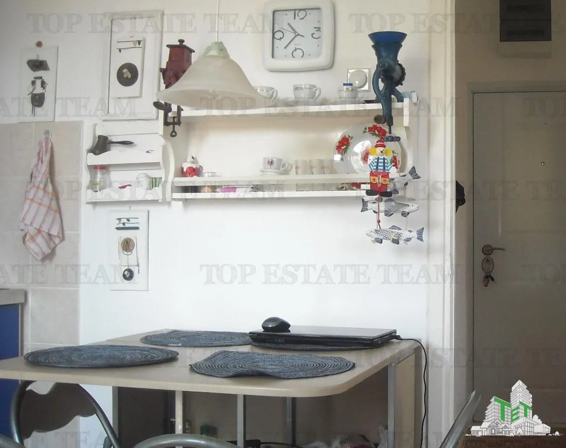 Apartment for Sale in Herceg-Novi, Montenegro - foto 1