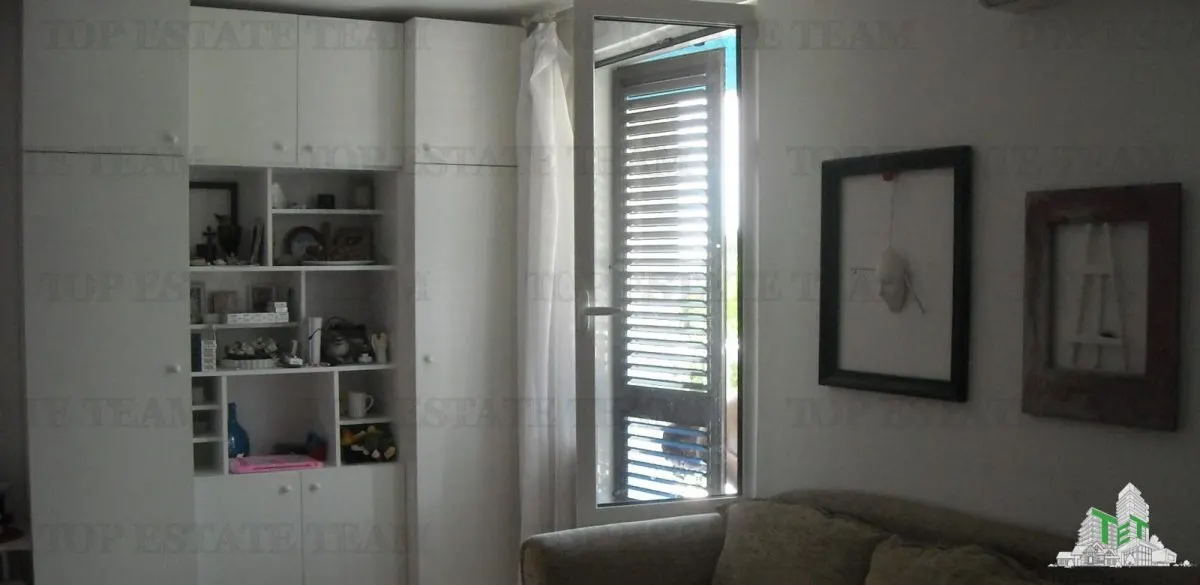 Apartment for Sale in Herceg-Novi, Montenegro - foto 2