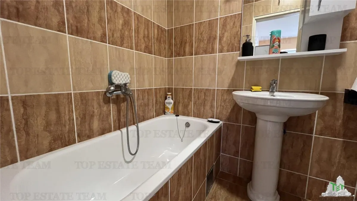 Apartment for Sale in Herceg-Novi, Montenegro - foto 8