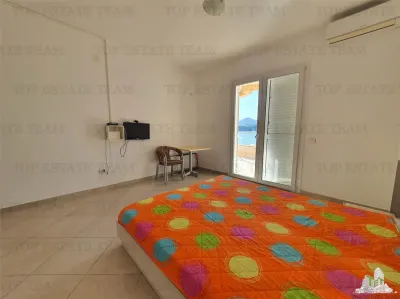Apartment for Sale in Budva, Montenegro - foto 4