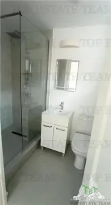 Maison avec Potentiel d'Investissement à Vendre dans le Quartier Tei - foto 14