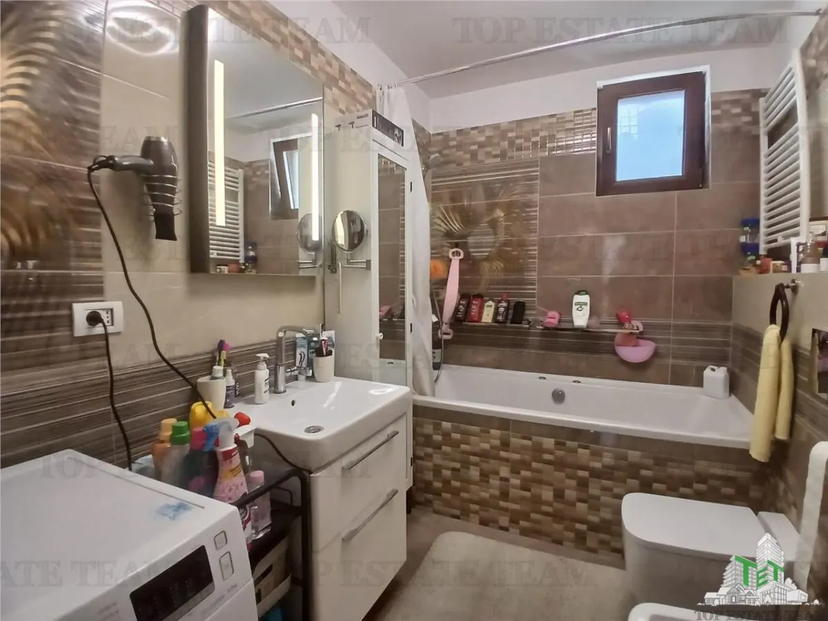 Elegant and Spacious Villa with Private Garden 500 sqm, Popesti Leordeni - foto 14