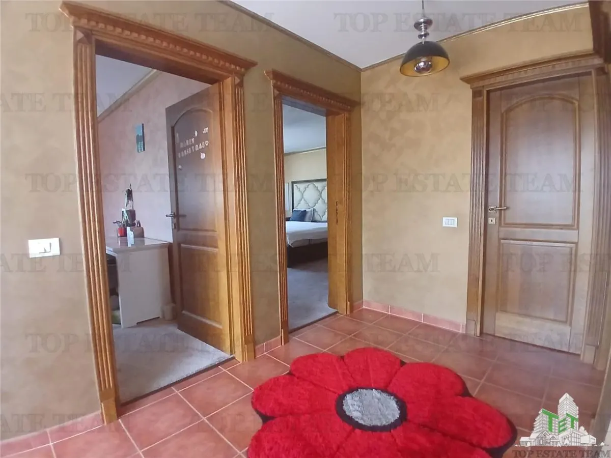 Elegant and Spacious Villa with Private Garden 500 sqm, Popesti Leordeni - foto 9