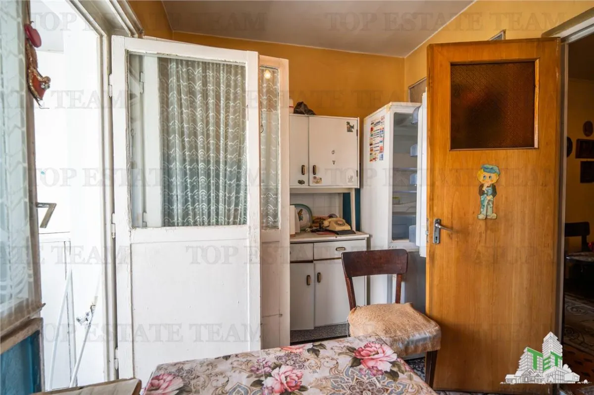 2-Room Apartment, Calea 13 Septembrie. 5th Floor of 8 | 1985 - foto 12