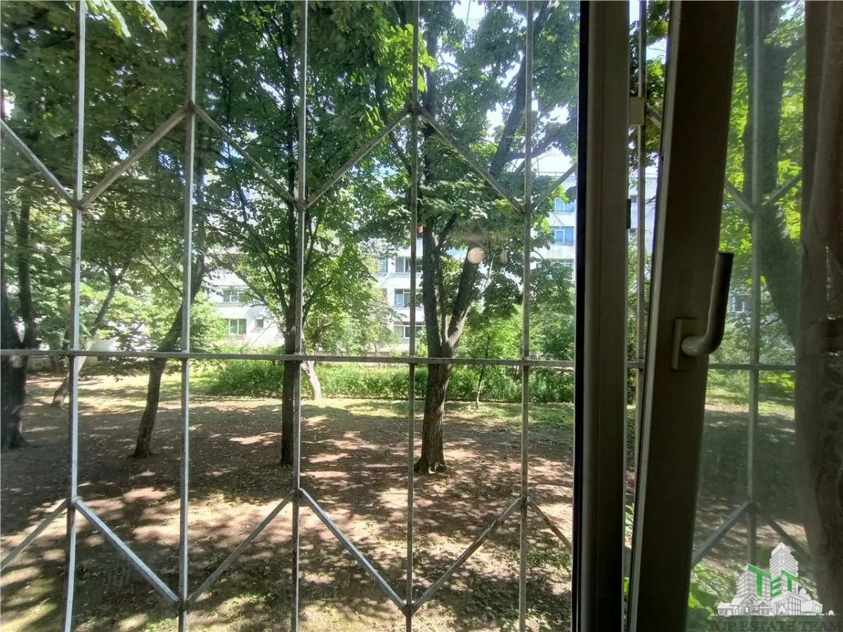 Apartment with 3 bedrooms for sale 75 sqm in Bucuresti, Ozana area - foto 20