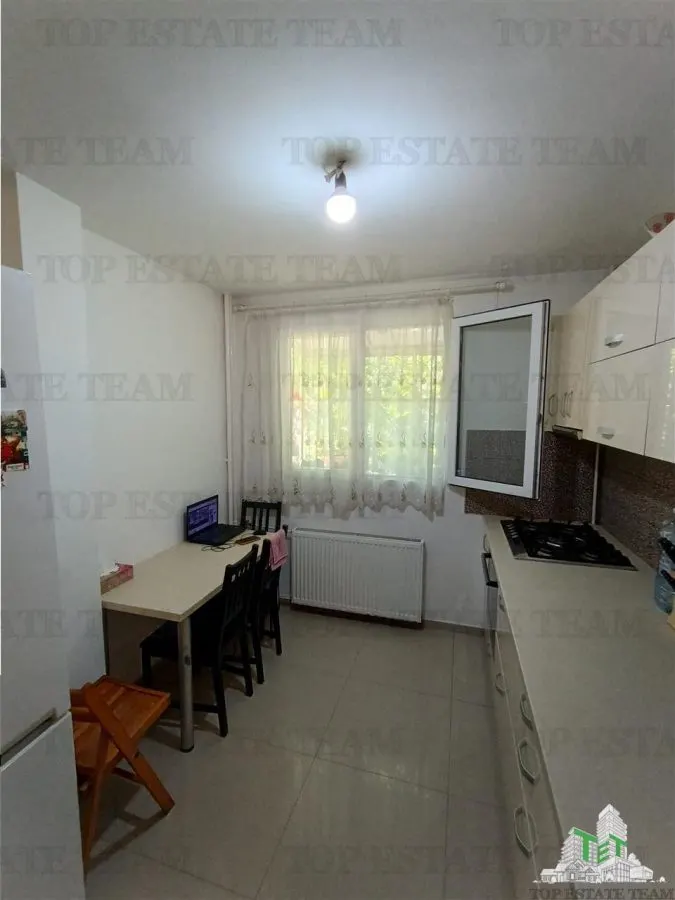 Apartment with 3 bedrooms for sale 75 sqm in Bucuresti, Ozana area - foto 9