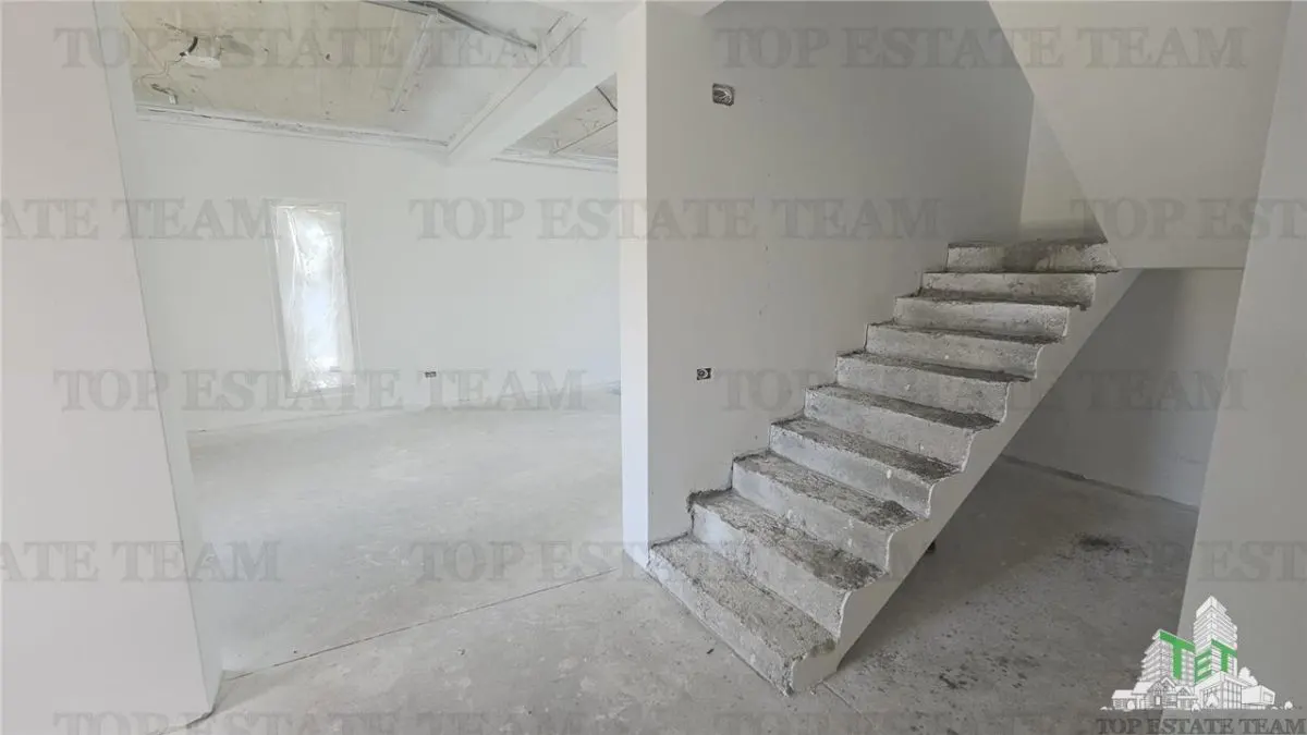5-Bedroom Smart Villa with Solar Panels in Prelungirea Ghencea - foto 6
