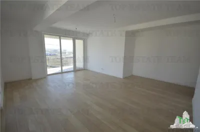 Otopeni – Apartamento de 2 Dormitorios 88 m² + Jardín Privado 100 m² - foto 5