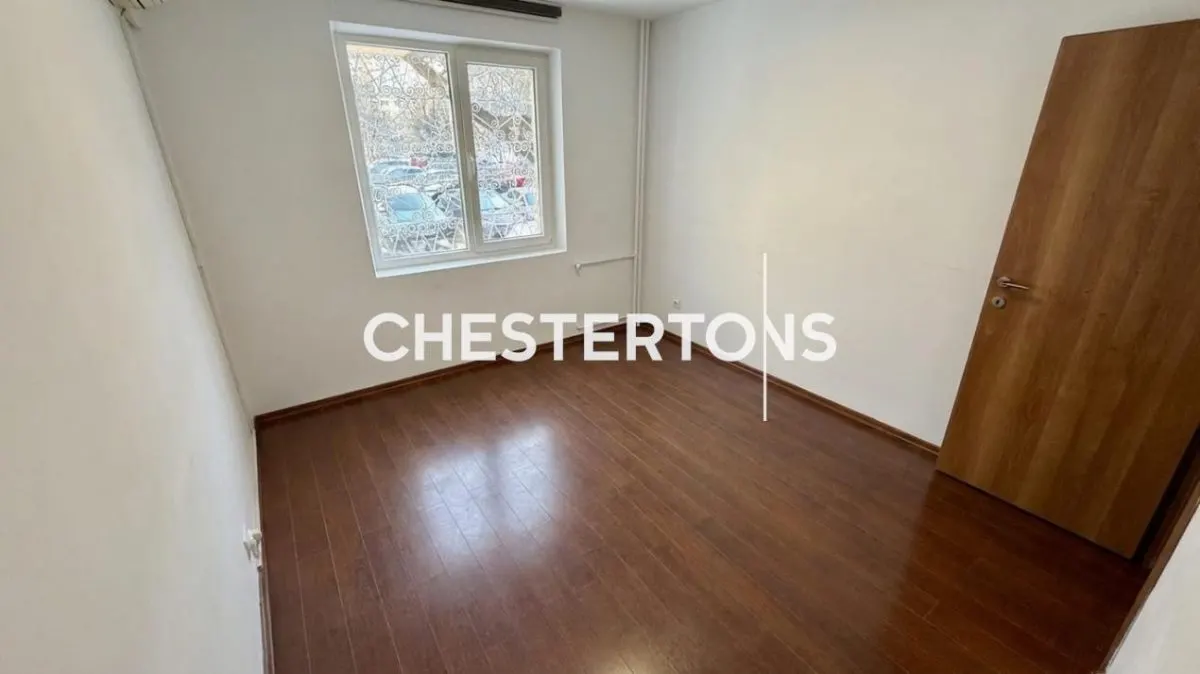 Apartment with 4 bedrooms for sale 85.36 sqm in Bucuresti, Crangasi area - foto 8