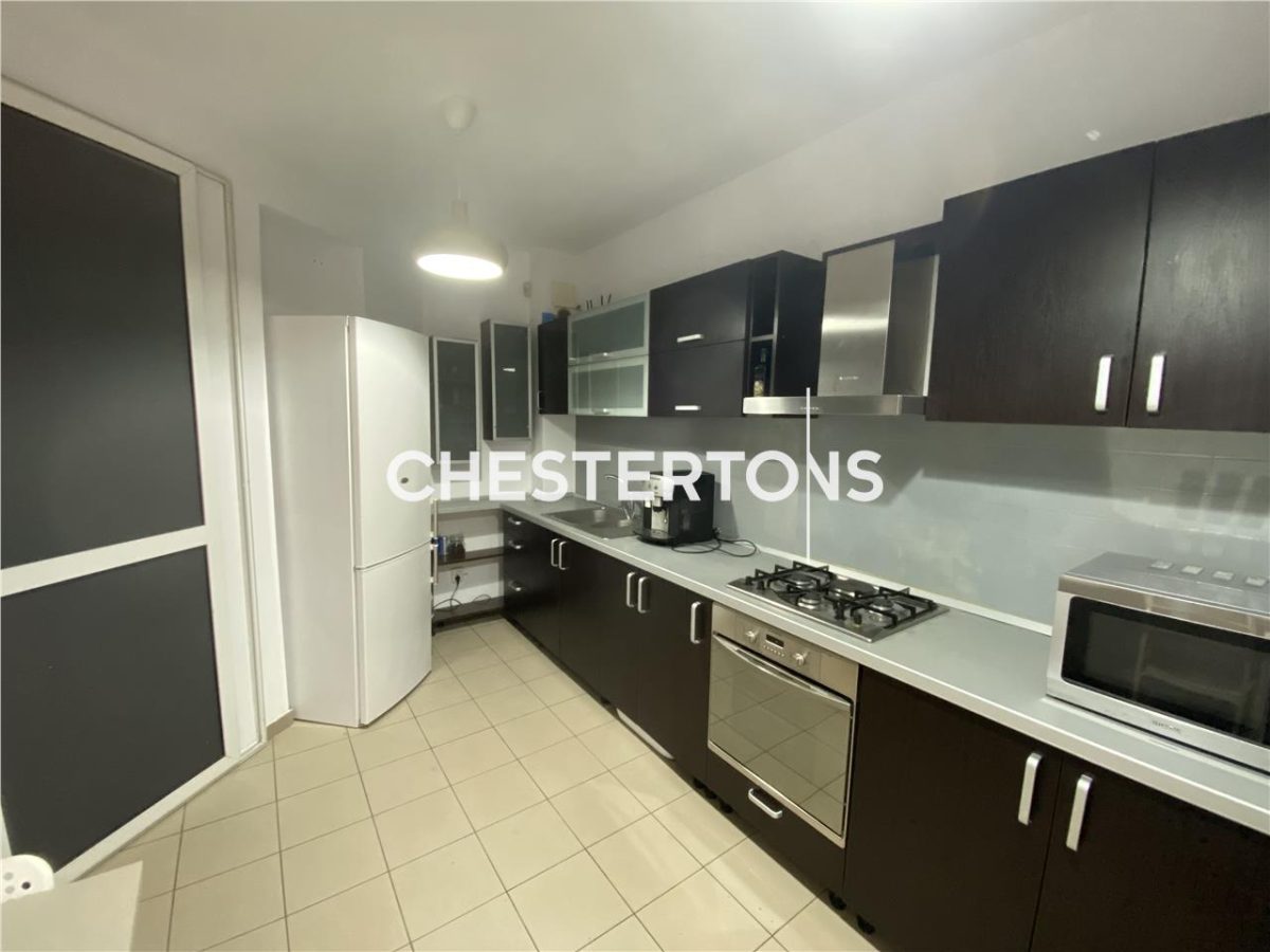 Apartment with 4 bedrooms for rent sqm in Bucuresti - foto 24