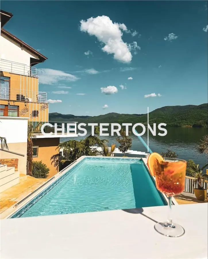 Resort de Luxe à Vendre à Cazanele Dunarii | Affaire Clé en Main - foto 5