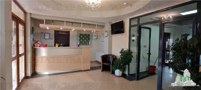 مشروع جاهز للتشغيل، عقاران، 27 غرفة، قاعة فعاليات، مطعم استزراع سمكي وسبا، DN1 قرنو - foto 7