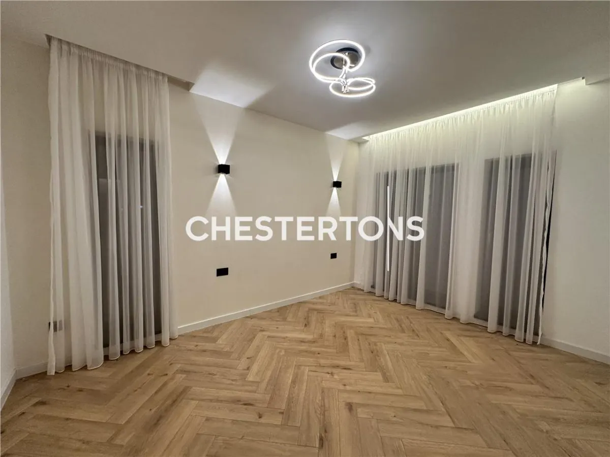 Villa de Luxe +500 m² Terrain, Domnesti - foto 15