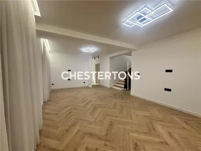 Villa de Luxe +500 m² Terrain, Domnesti - foto 4