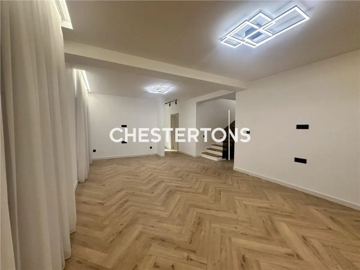 Villa de Luxe +500 m² Terrain, Domnesti - foto 4