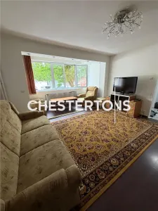 Apartment with 3 bedrooms for sale 64 sqm in Bucuresti, Drumul Taberei area - foto 2