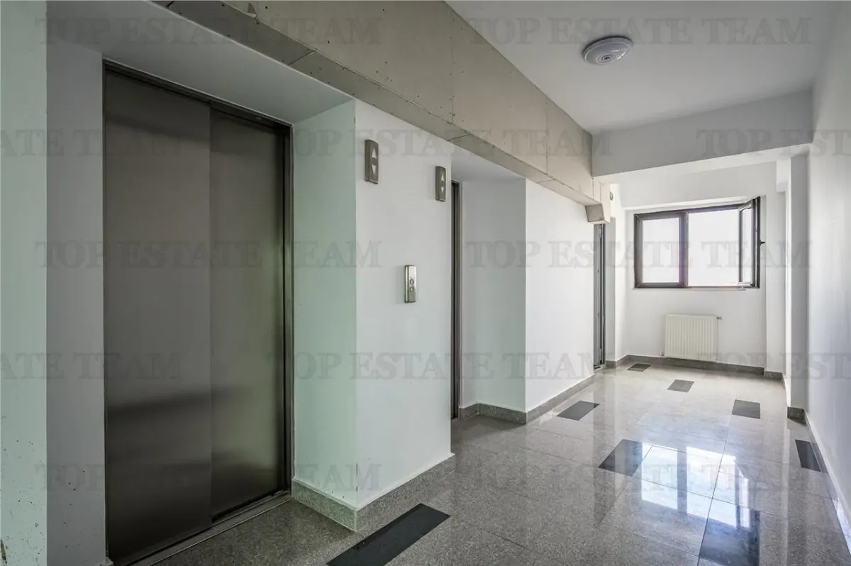 Espacio Comercial con Vistas en Alquiler en Sector 3 - foto 11