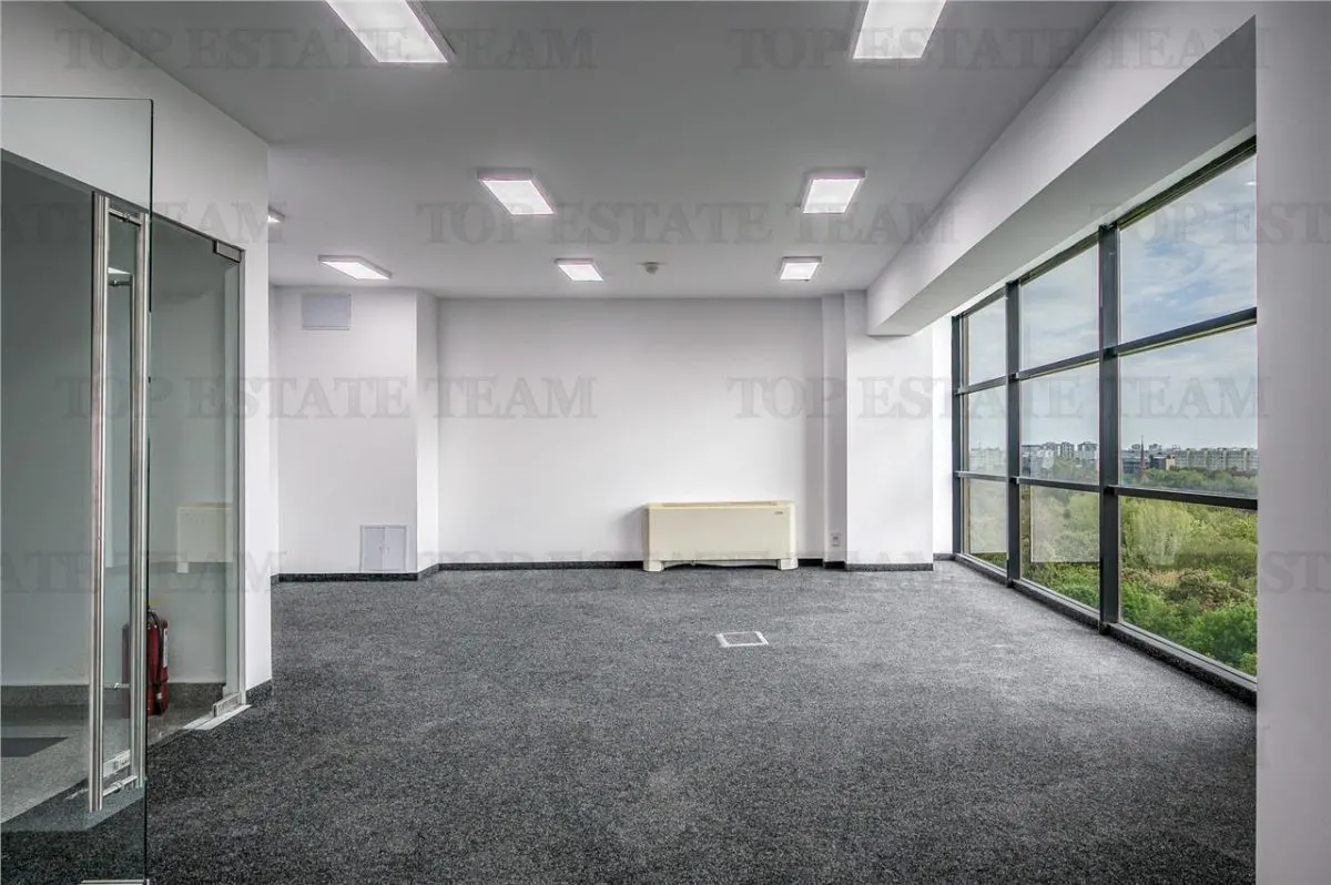 Espacio Comercial con Vistas en Alquiler en Sector 3 - foto 5