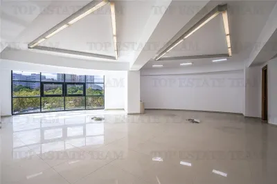 Espace de Bureau à Louer Zone Baba Novac - foto 4