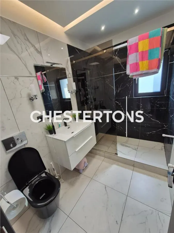 Villa Exclusive avec Piscine et Terrain de 405m², Chiajna - foto 12