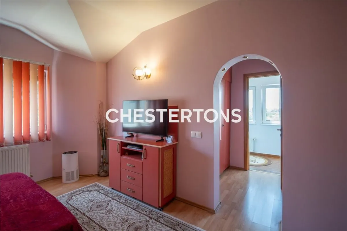 Villa Privée avec Terrain 800m² et Garage Double près de la Rocade de Bucuresti - foto 24