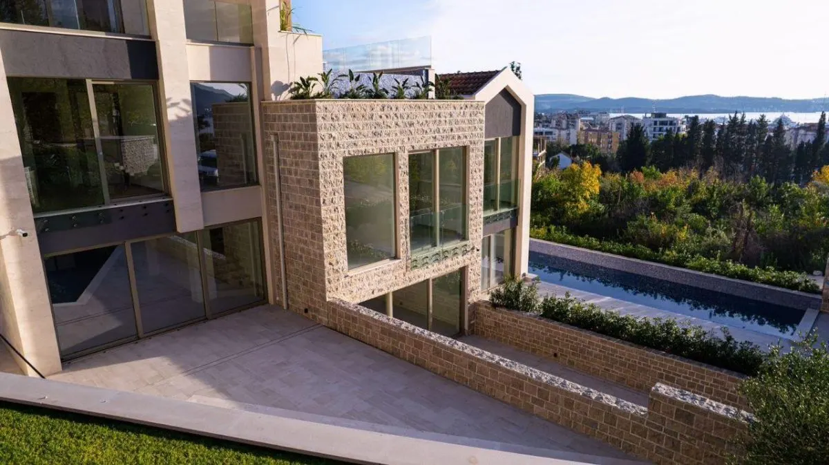 Apartamento en Venta en Tivat - foto 7