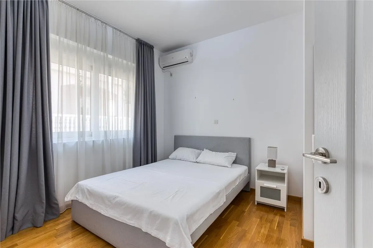Apartamento en Venta en Budva - foto 2