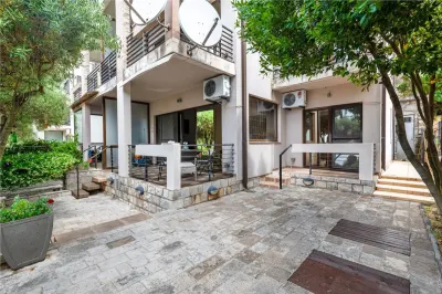 Apartamento en Venta en Budva - foto 2
