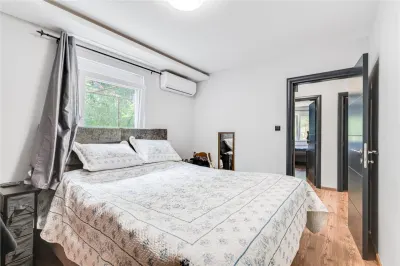 Casa en Venta en Kotor - foto 7