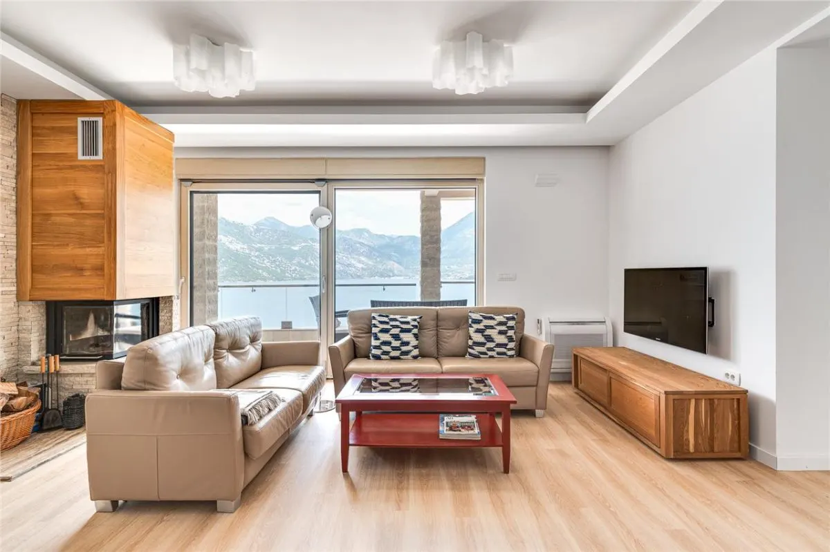 Apartamento en Venta en Kotor - foto 2