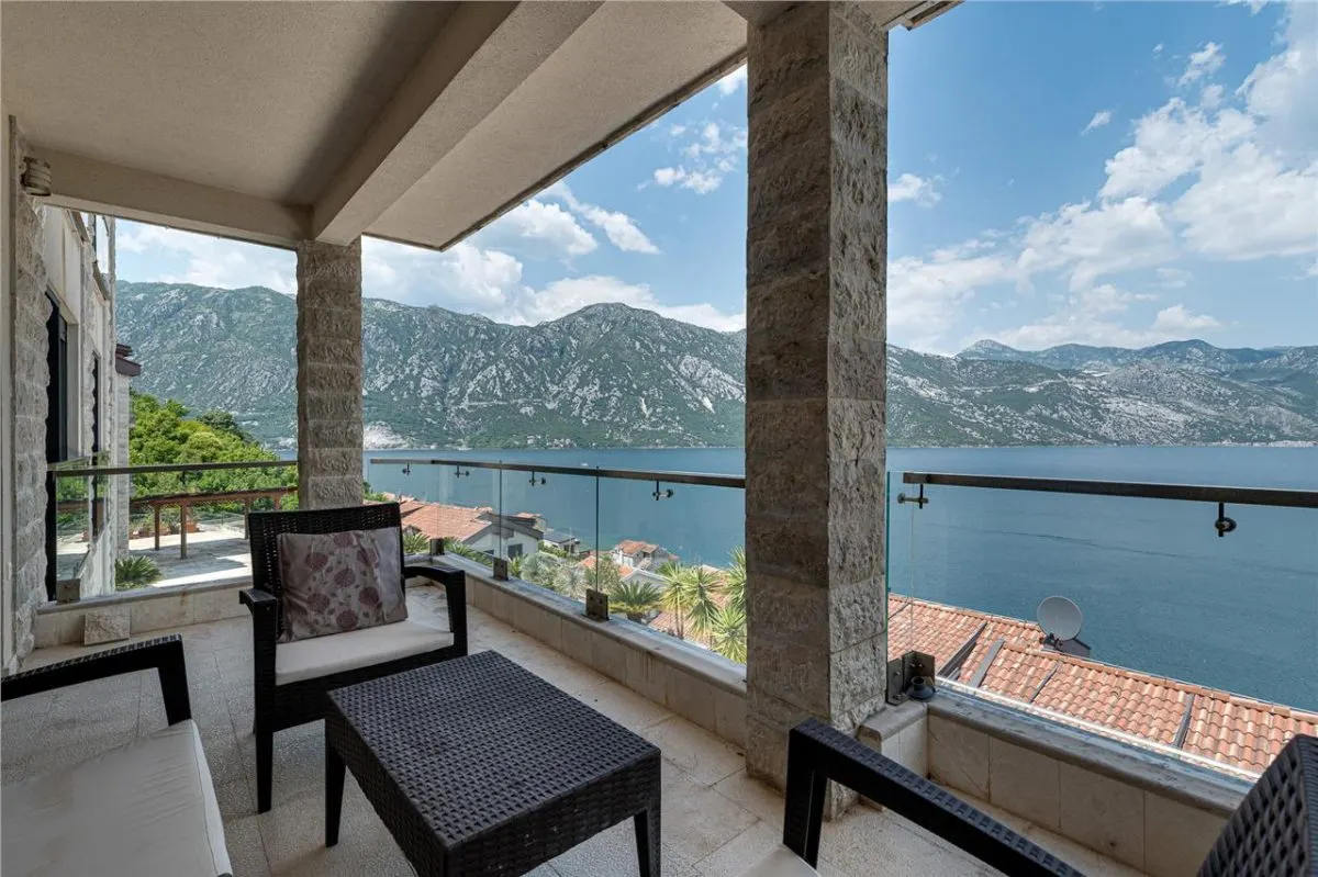 Apartamento en Venta en Kotor - foto 14