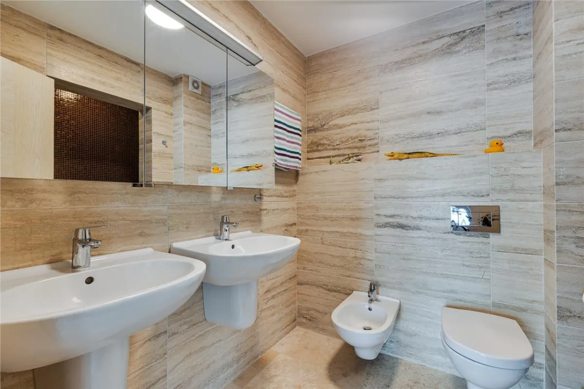 Apartamento en Venta en Kotor - foto 17