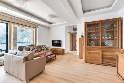 Apartamento en Venta en Kotor - foto 7