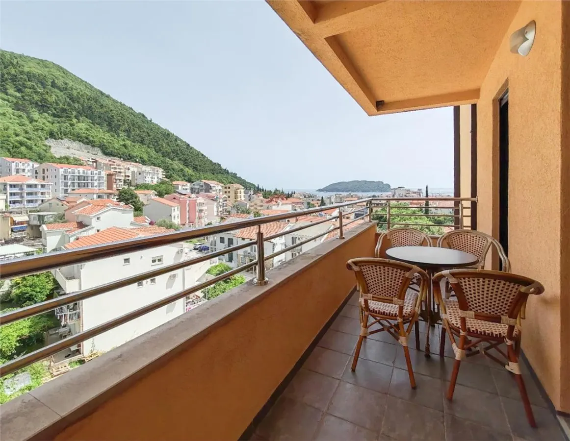 Apartamento en Venta en Budva - foto 3