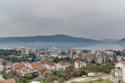 Villa en Venta en Tivat - Tivat