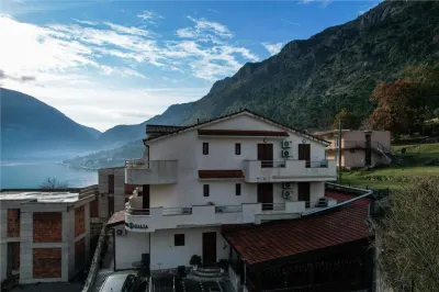 Hotel en Venta en Kotor - foto 4