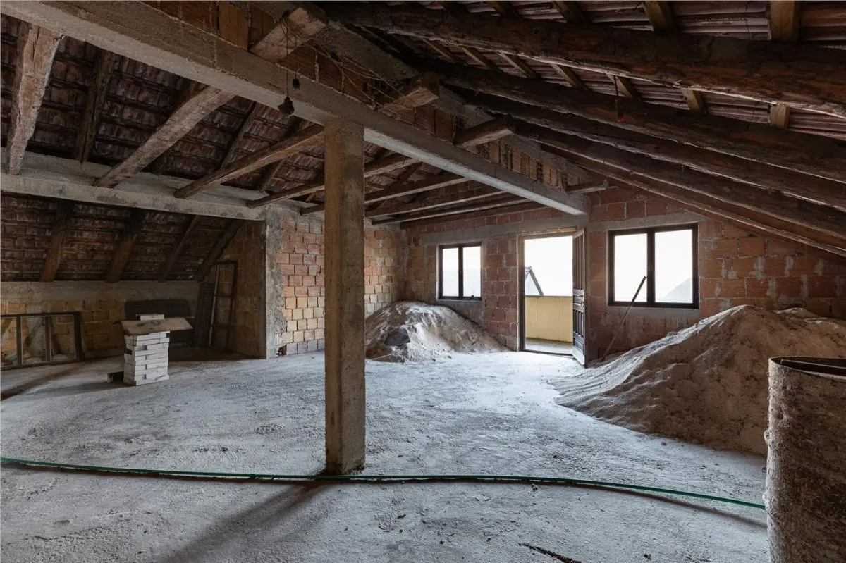 Maison à Vendre à Kotor - foto 11