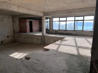 Espacio Comercial en Venta en Budva - foto 3
