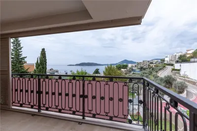Apartamento en Venta en Budva - foto 2