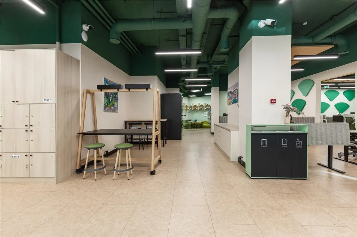 Espacio Comercial en Venta en Budva - foto 10