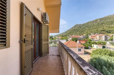 Villa à Vendre à Budva - foto 17