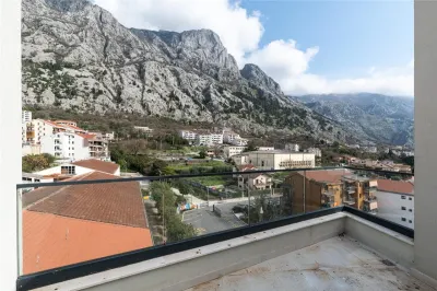 Appartement à Vendre à Kotor - foto 8