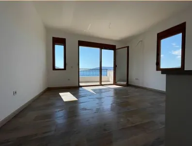 فيلا للبيع في الجبل الأسود - foto 3