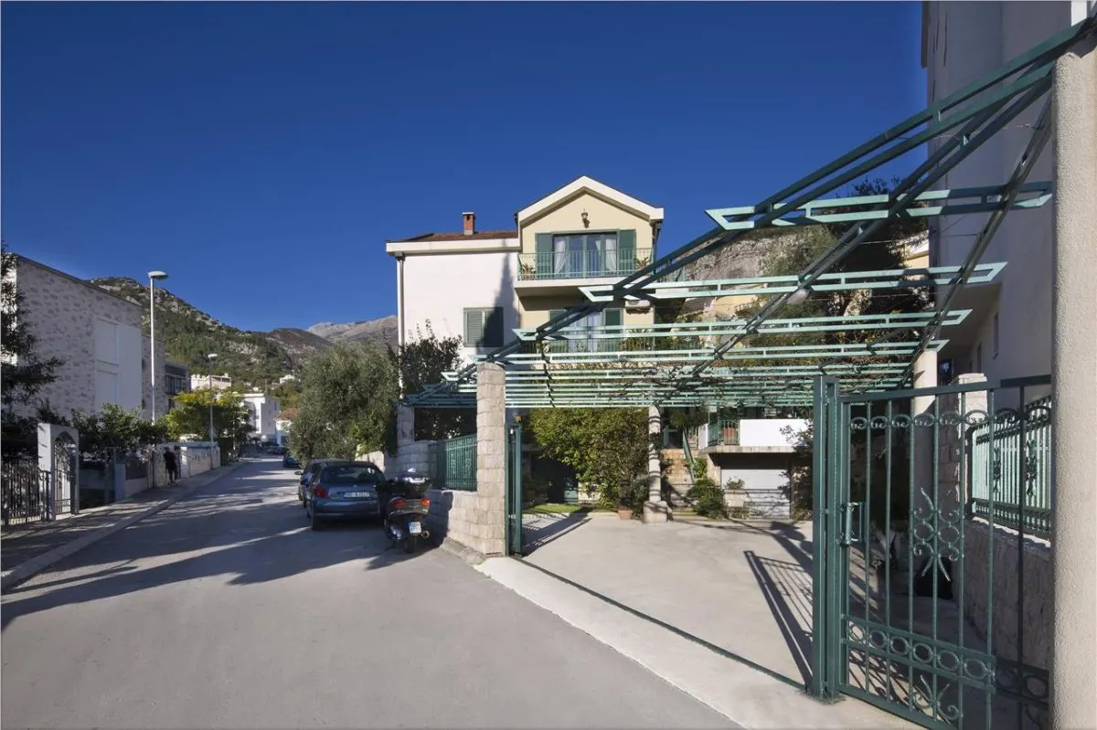 House for Sale in Budva - foto 7