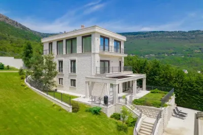 Villa for Sale in Tivat - foto 4